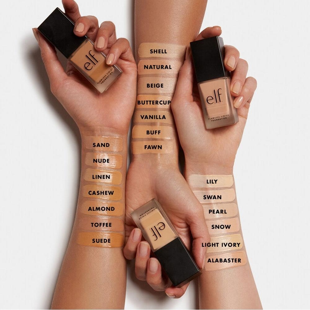 Flawless Satin Foundation - Sand