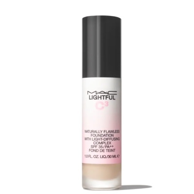 MAC Lightful CÂ³ Naturally Flawless Foundation with Light-diffusing Complex SPF 35/PA++ - NC37