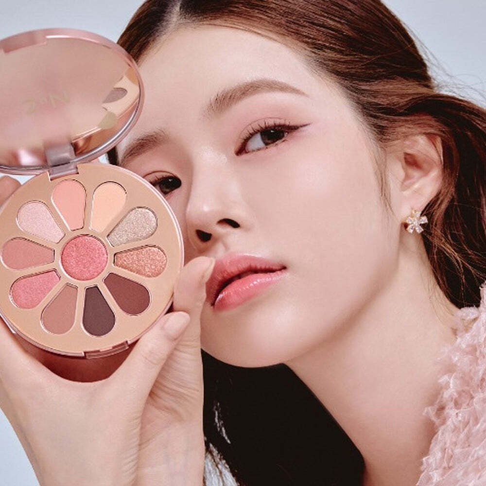 2AN - Eyeshadow Palette Rosy Blossom