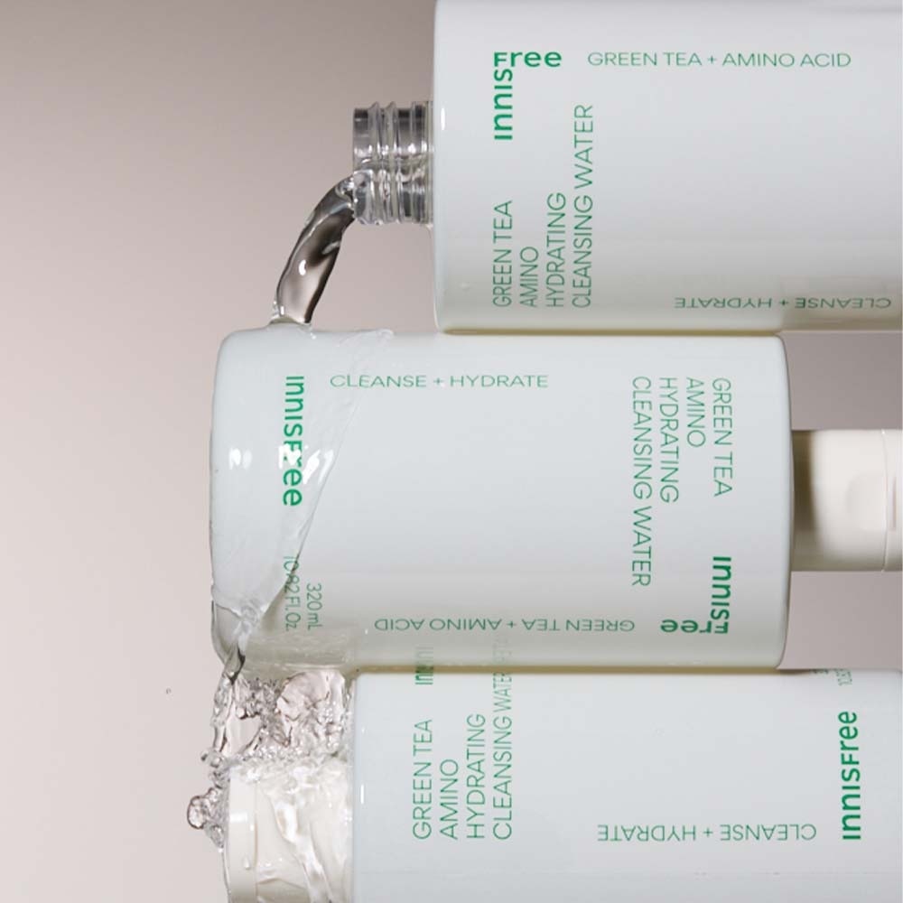 A pH balanced cleansing water formulated with fresh Jeju green tea water and Amino Acid Complex* that removes makeup and impurities, leaving a fresh & dewy finish.